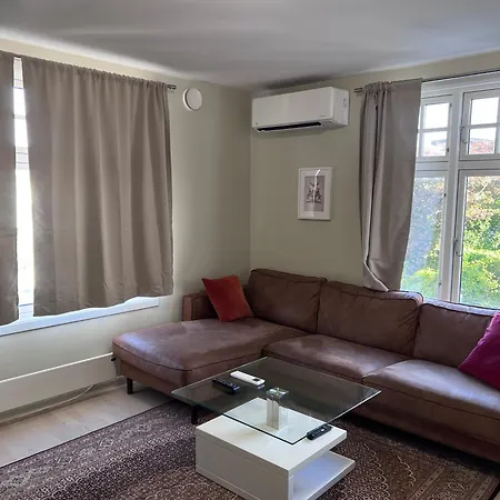 One Bedroom, Ev-charging, Walk-in Closet, Garage شقة ستافانجر